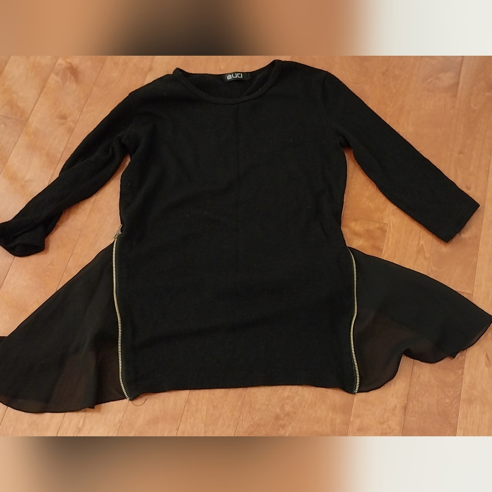Stylish Black Sweater with Gold Zipper